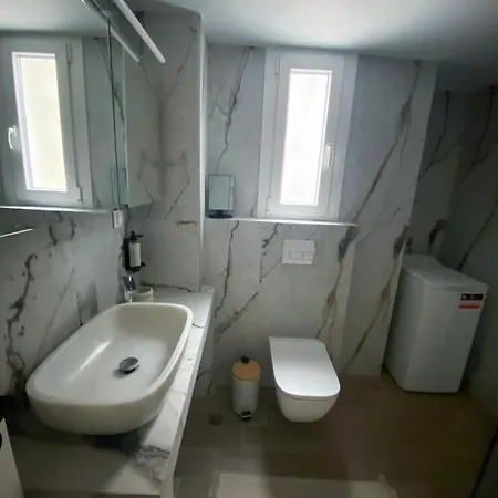 Apartament Agias Sofias Svolou Center 2