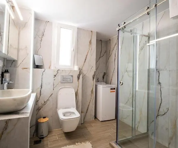 Appartamento Agias Sofias Svolou Center 2 *