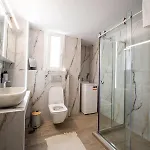 Apartment Agias Sofias Svolou Center 2 *