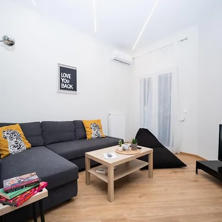 Agias Sofias Svolou Center 2 Thessaloniki