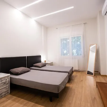 Agias Sofias Svolou Center 2 Thessaloniki